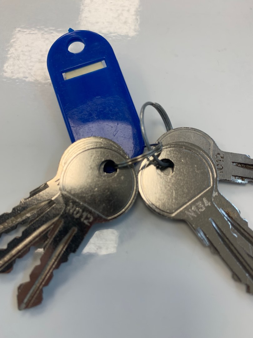 SPARE KEYS for Thule Roof Rack Bicycle Carrier, Sports Equipment