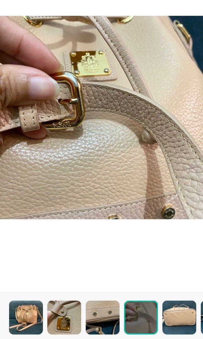 St Scott Bucket Bag in beige (Category: Shoulder Bags) located in Marikina City. Submitted by MEASP (Listing ID 1241996768, Image 3). Description: .