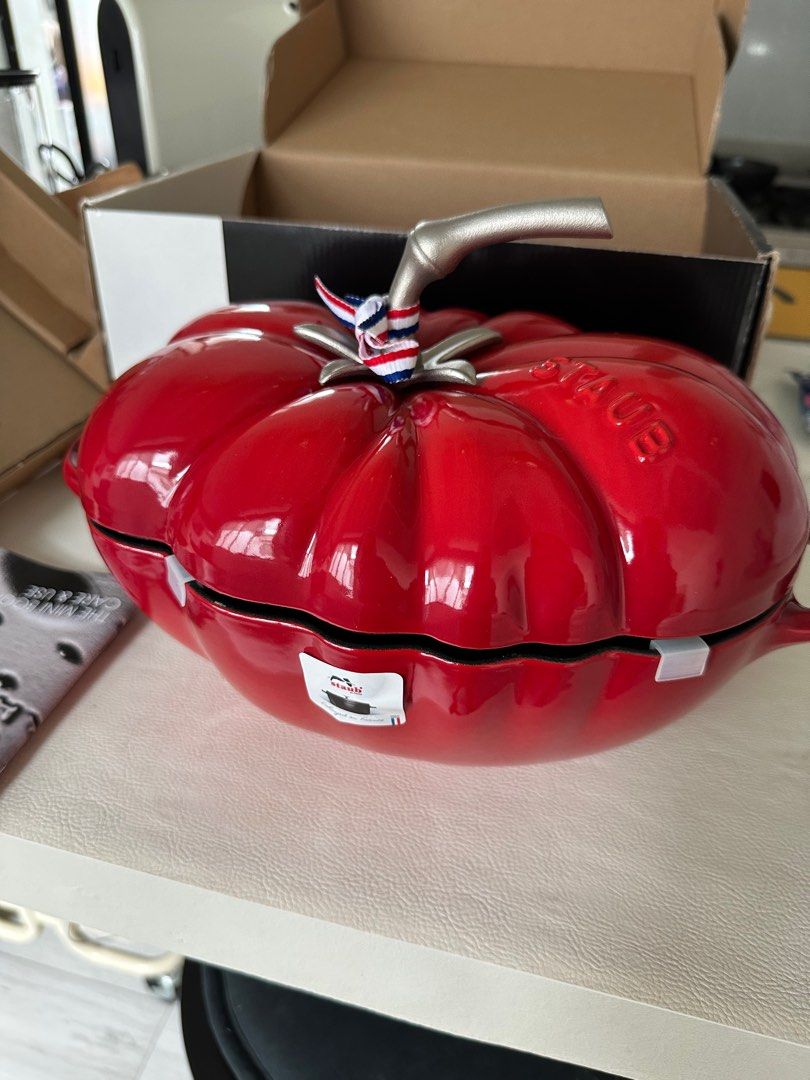 Staub Tomato Cast Iron Pot, Furniture & Home Living, Kitchenware & Tableware, Cookware
