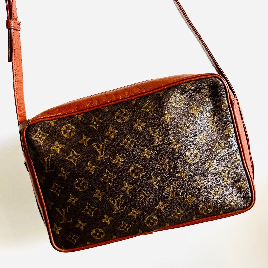 Vintage Louis Vuitton Monogram Sac Bandouliere Messenger Shoulder Bag,  Luxury, Bags & Wallets on Carousell