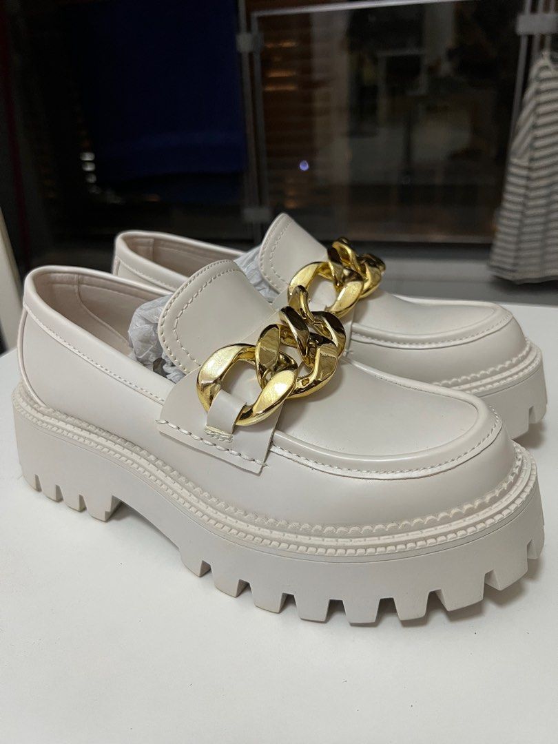 White steve 2024 madden loafers