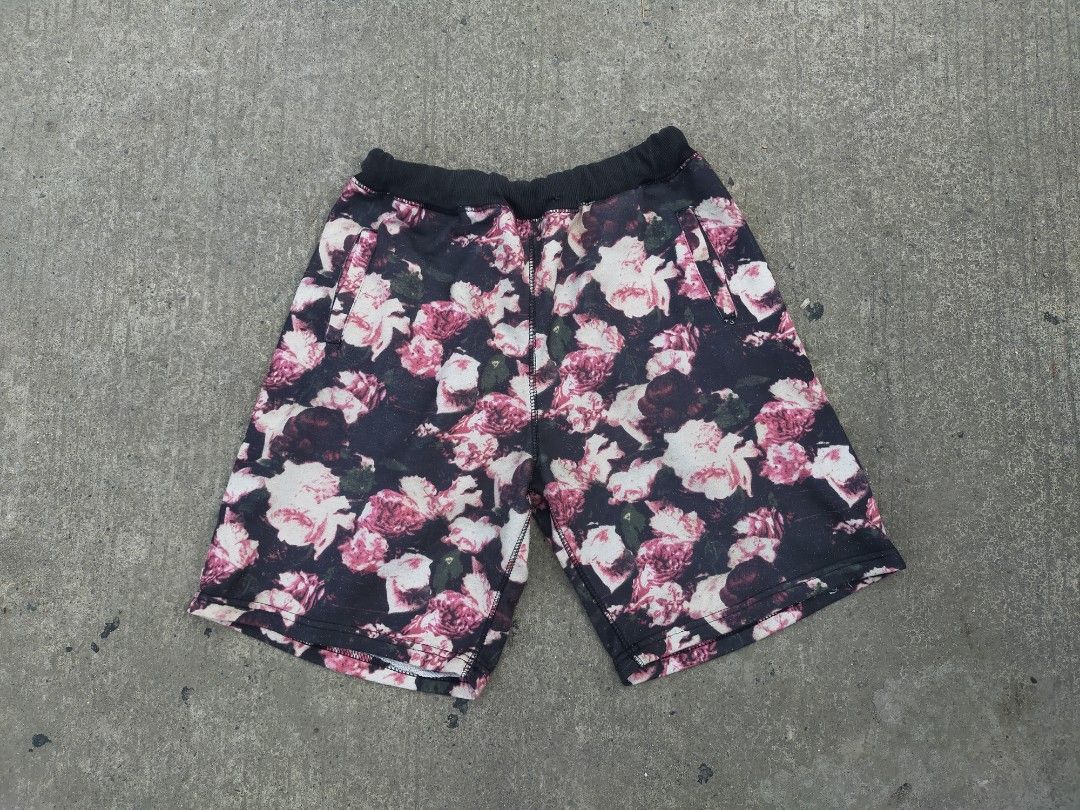 Supreme shop floral shorts