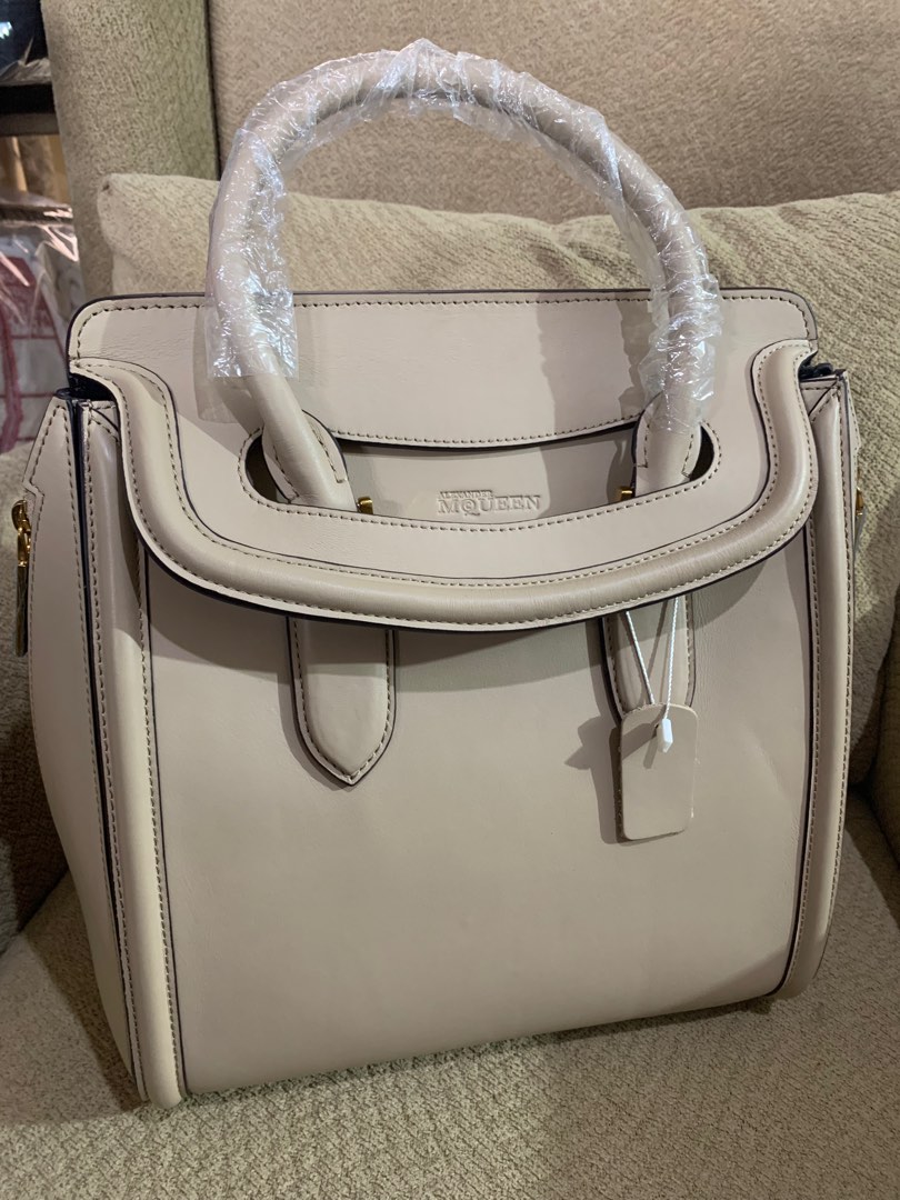 Tas alexander mcqueen Barang Mewah Tas Dompet di Carousell