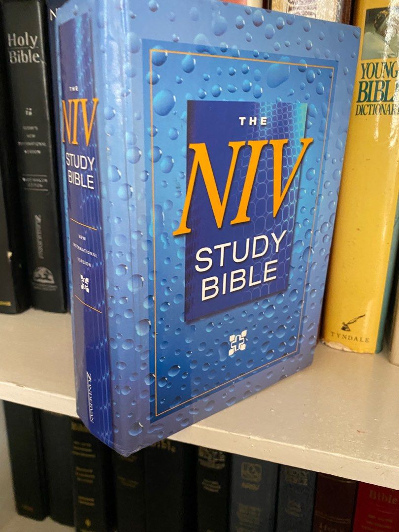 The NIV Study Bible, Hobbies & Toys, Books & Magazines, Religion Books ...