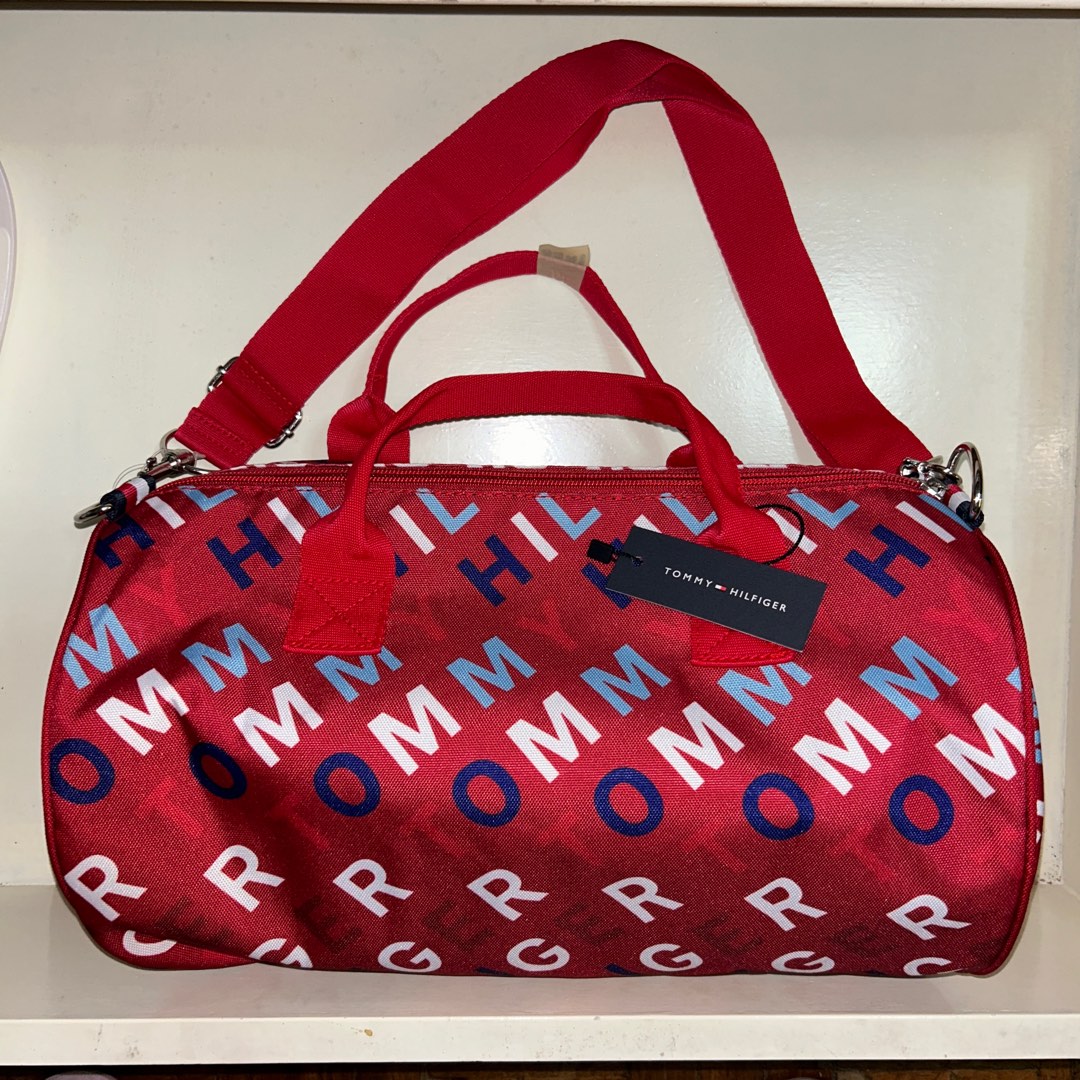 Tommy Hilfiger Duffle Bag, Women's Fashion, Bags & Wallets, Beach Bags