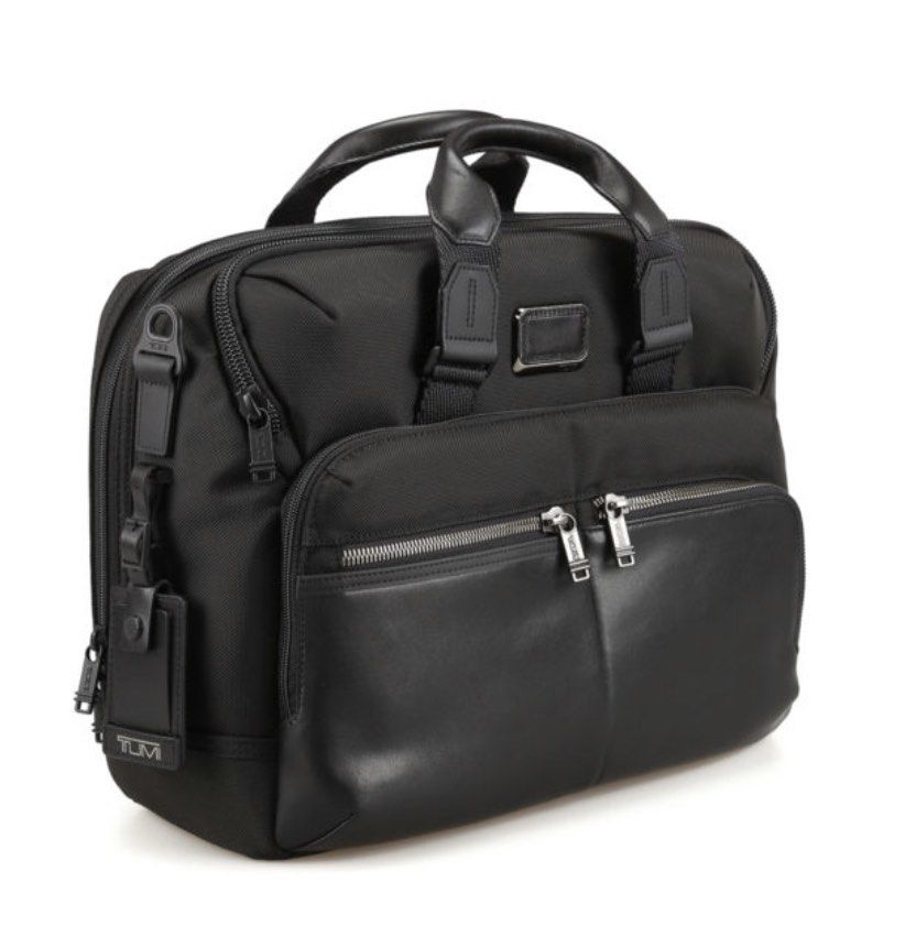 Patterson shop brief tumi