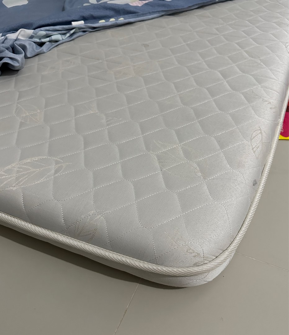 Uratex Double Mattress on Carousell