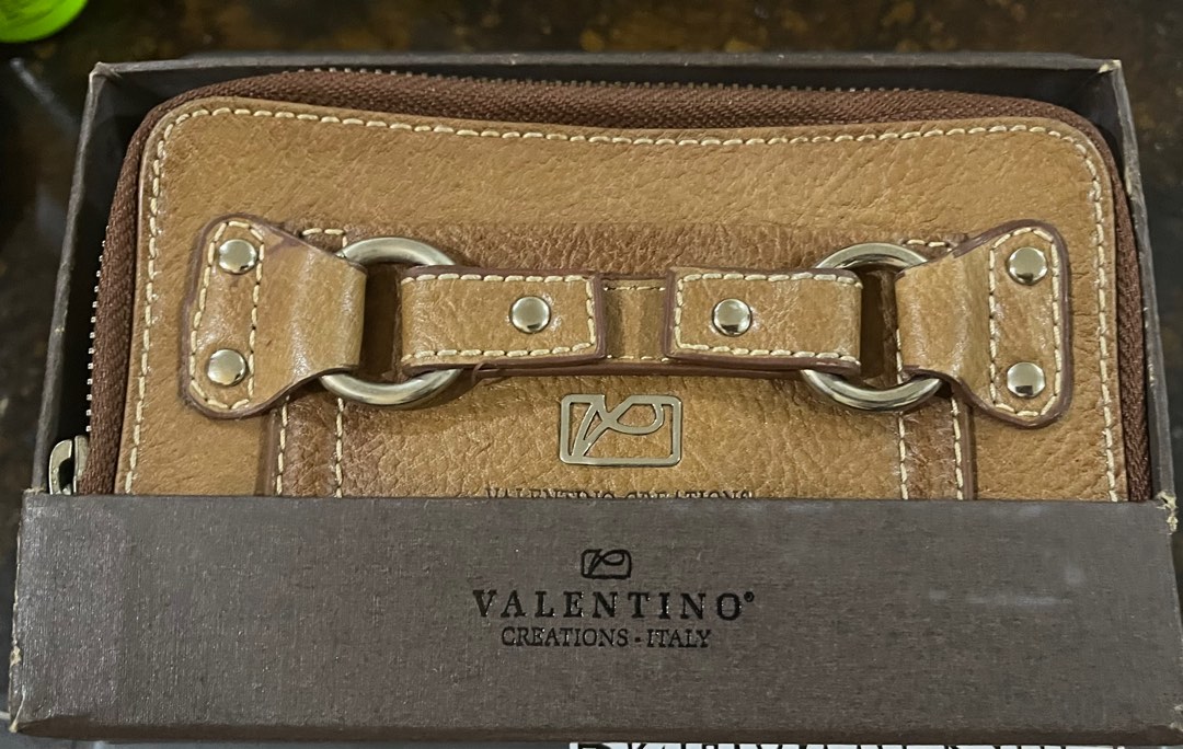 Valentino creations wallet Fesyen Wanita Tas Dompet di Carousell