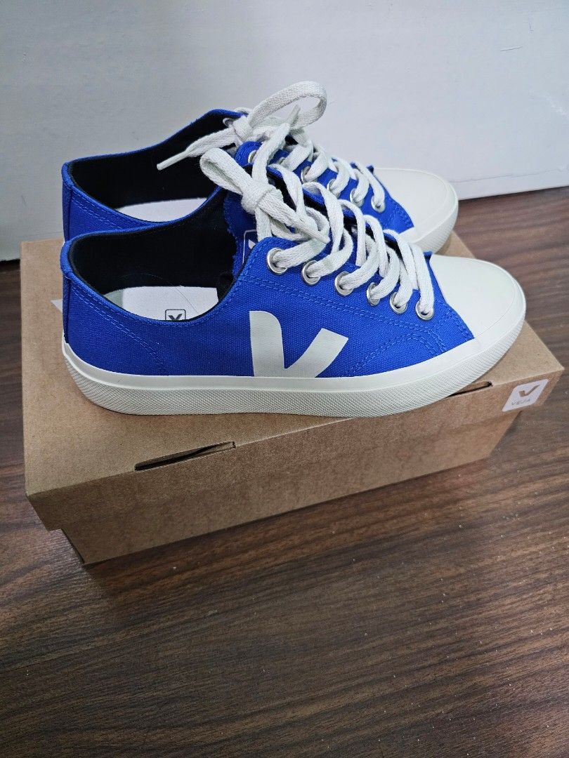 Veja Sneakers on Carousell