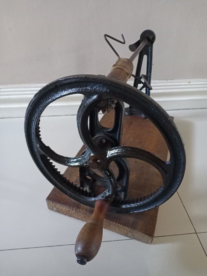 Vintage Cast Iron Thread Winder on Carousell
