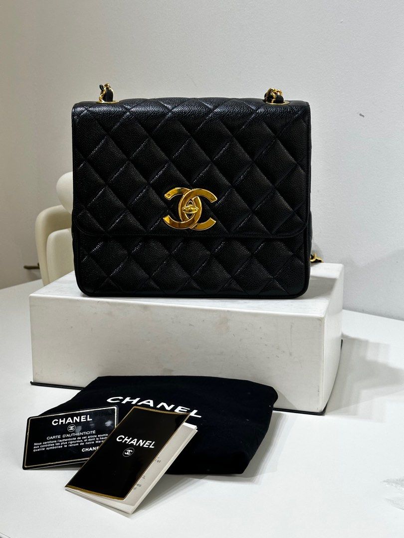 Vintage Chanel XL CC Crossbody Bag in Black Caviar 24k Gold Hardware,  Luxury, Bags & Wallets on Carousell