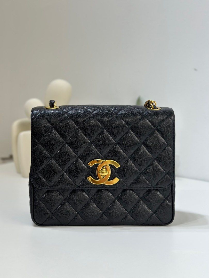 Vintage Chanel XL CC Crossbody Bag in Black Caviar 24k Gold Hardware,  Luxury, Bags & Wallets on Carousell