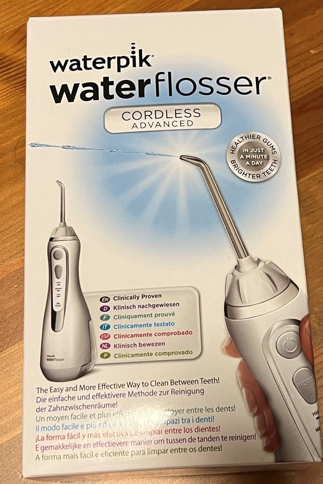 Water Flosser (Waterpik, Model WP560, Cordless Advanced) for Teeth