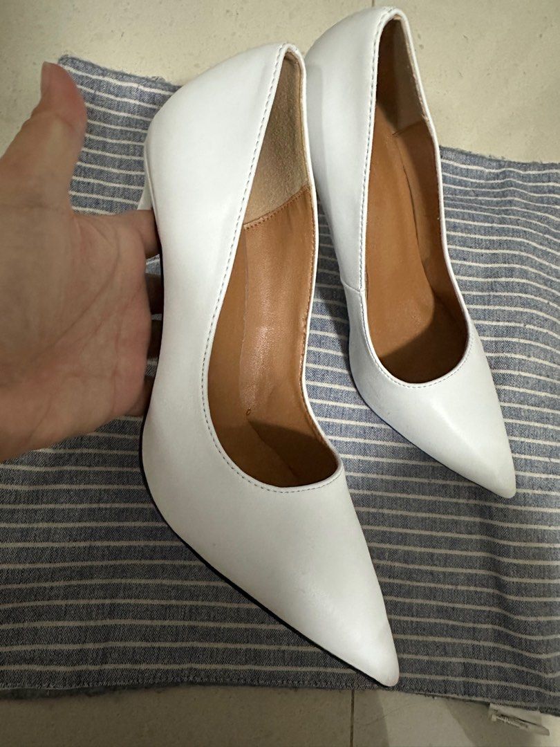 cushioned high heels