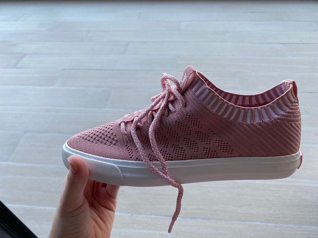 Red blowfish sneakers store