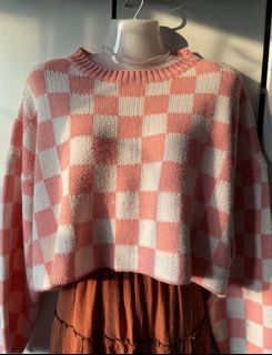 (Category: ) located in . Submitted by Sasha.closet (Listing ID 1242043818, Image 1). Description: .