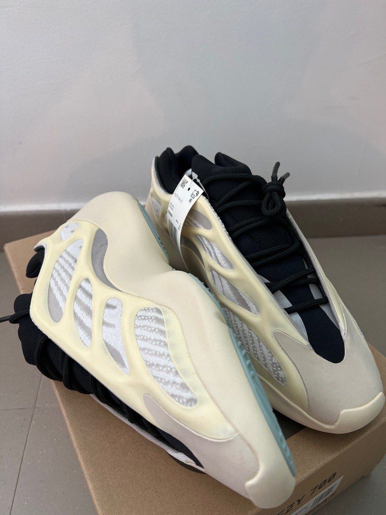 700v3 yeezy shop
