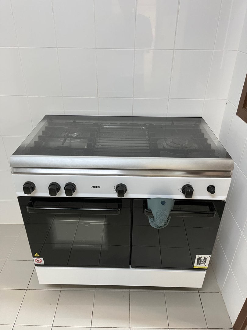 Zanussi Zanussi Freestanding Gas Cooker 3 Burner (White) with Gas Oven