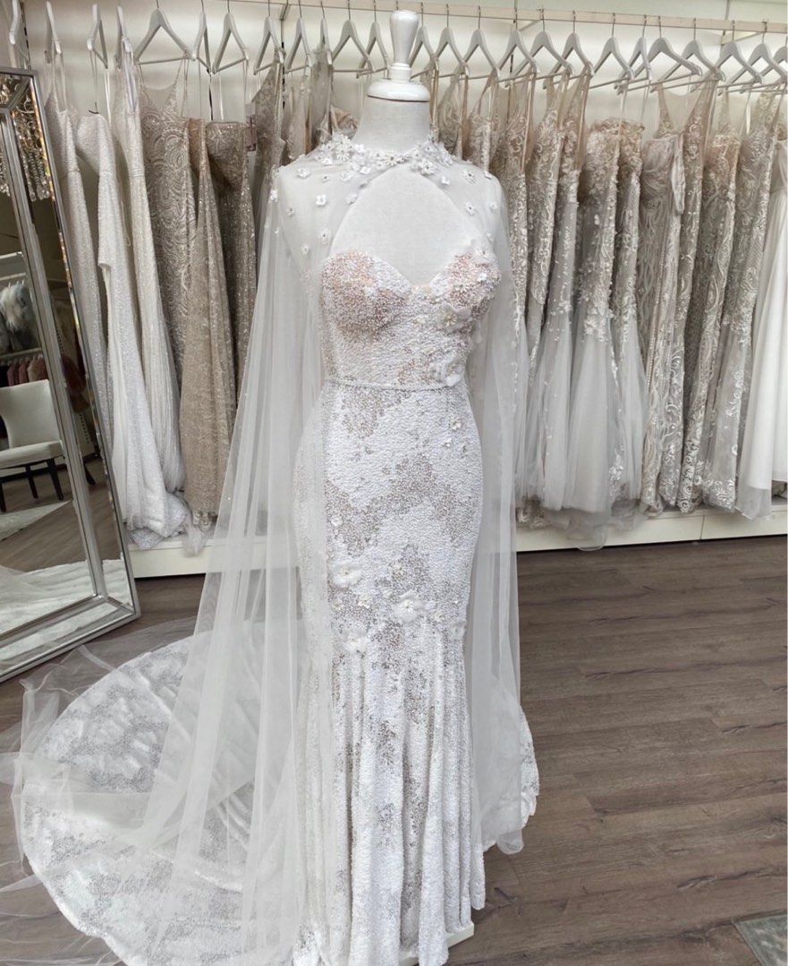 Wedding dresses for best sale ladies in their 40s