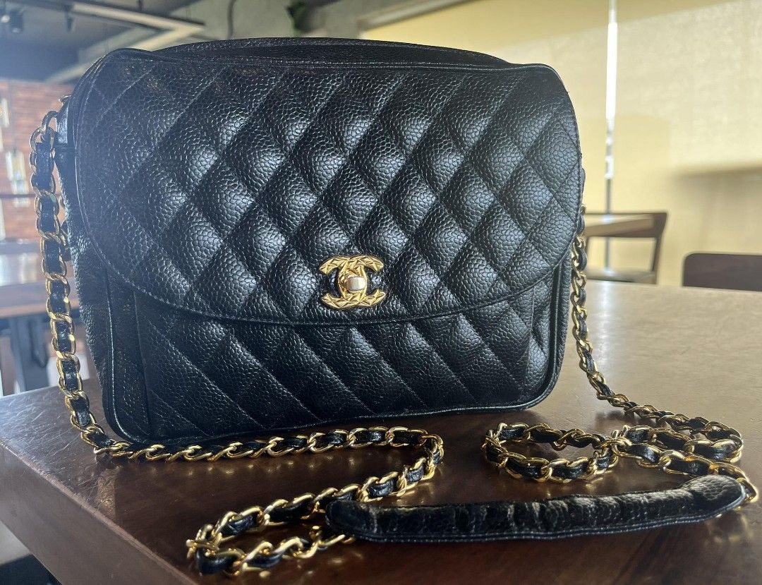 Chanel Vintage Caviar Classic Black Quilted Flap Camera Purse Bag
