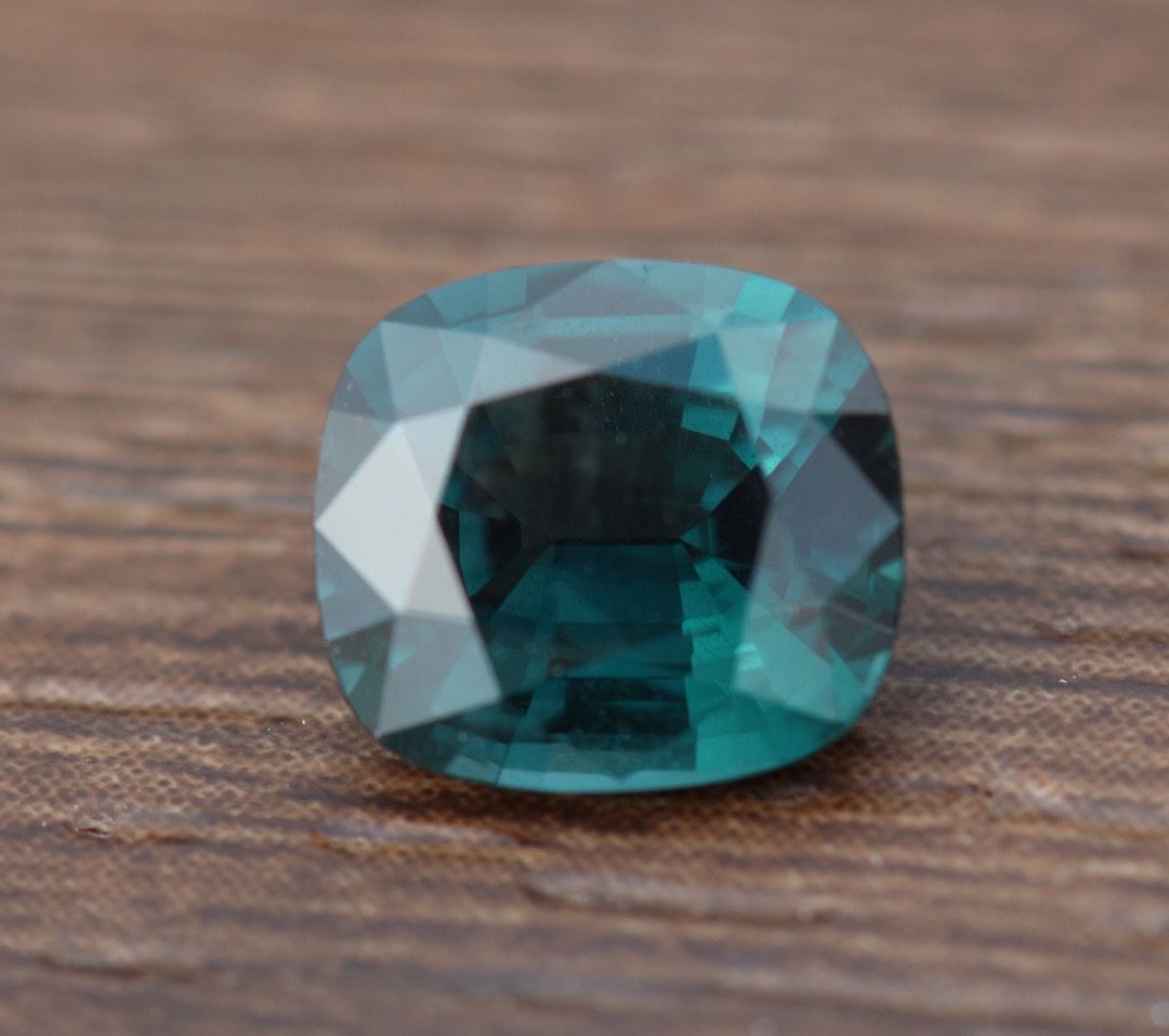 Teal spinel discount