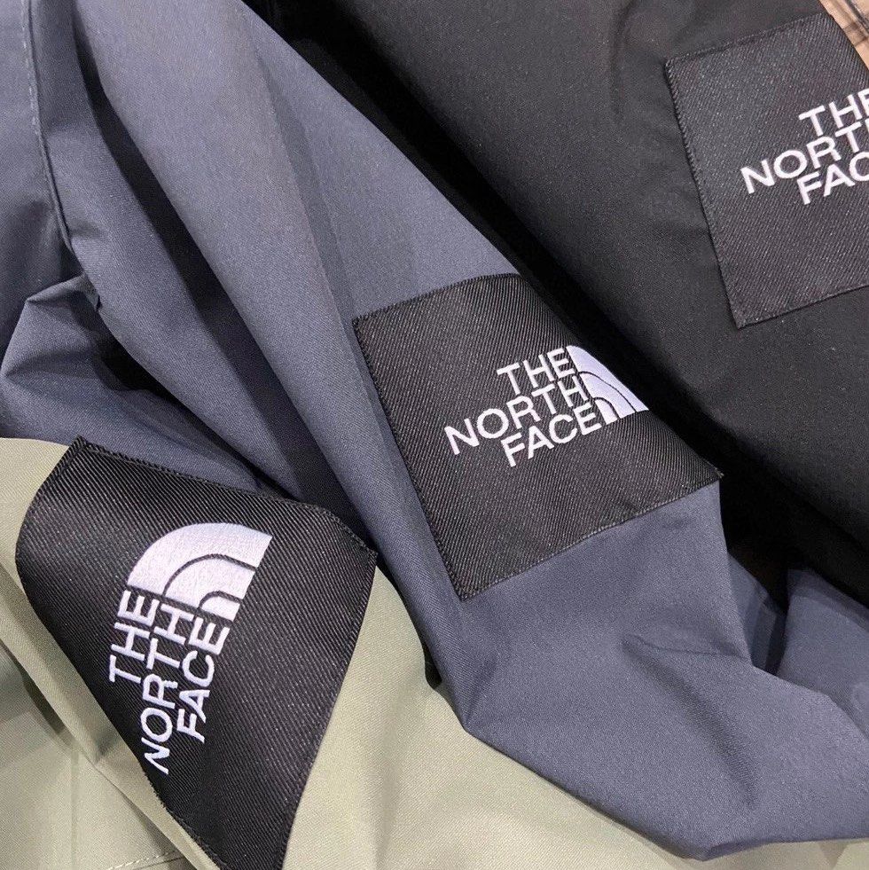 韓國預訂 3色選 the north face 刺繡logo 立領防水料 風褸外套, 預購 - Carousell
