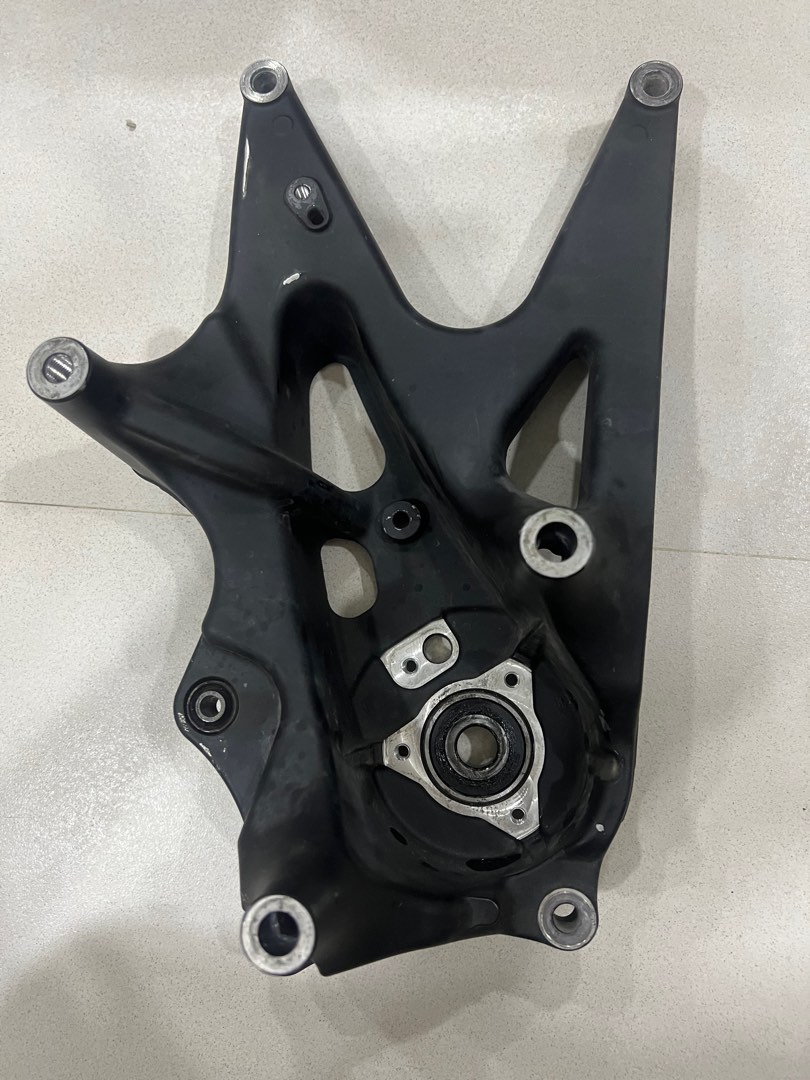 🔥 YAMAHA NMAX STOCK SWINGARM, Motorcycles, Motorcycle Accessories on