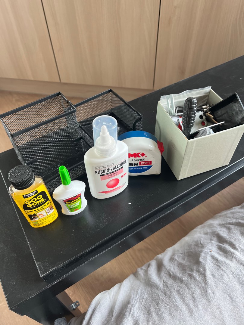 selfie stick laptop cleaner adhesive remover super glue rubbing alcohol