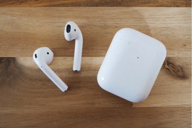 価格は安く AirPods L左耳無し イヤフォン - fishtowndistrict.com