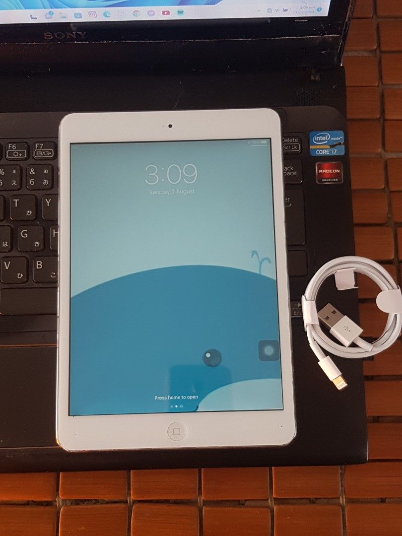 Apple iPad Wi-Fi Mini 2 32gb Space-Gray (Category: iPad) located in Cavite. Submitted by jmy826 (Listing ID 1246451790, Image 2). Description: iPad Mini 2 32gb Space Gray Apple A7 Chipset 1.3 GHz Cyclone 7.9-inch 1536x2048 pixels iOS 12.5.7 Issue: corner dents Inclusion pack: Bnew Apple lightning charger, unit No iCloud☁️ iTunes Sync ready🎸 Restore & Reset 🆗️ With lots of Pre-downloaded apps: Netflix, HBO GO, MSTeams, MS Office Excel & Word, Po