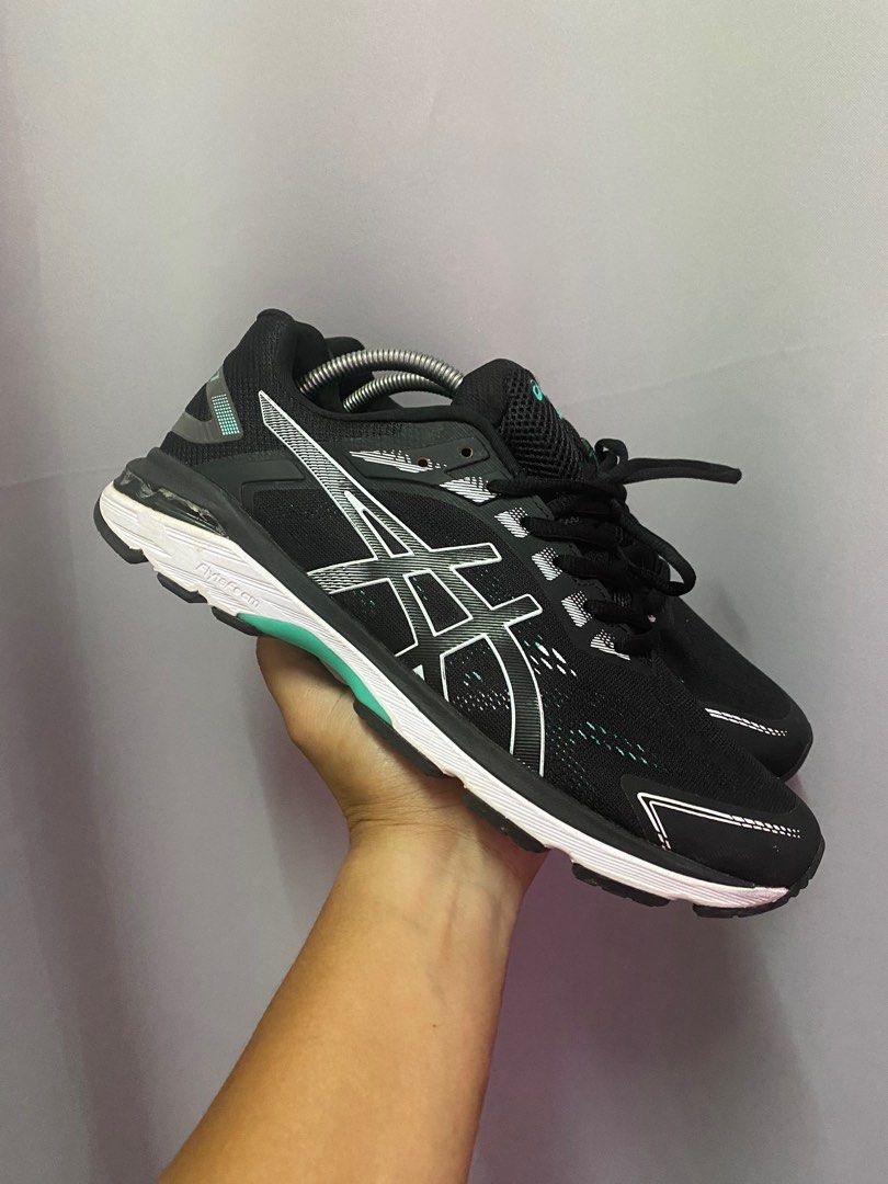 Asics GT 2000 7 Men s Fashion Activewear on Carousell