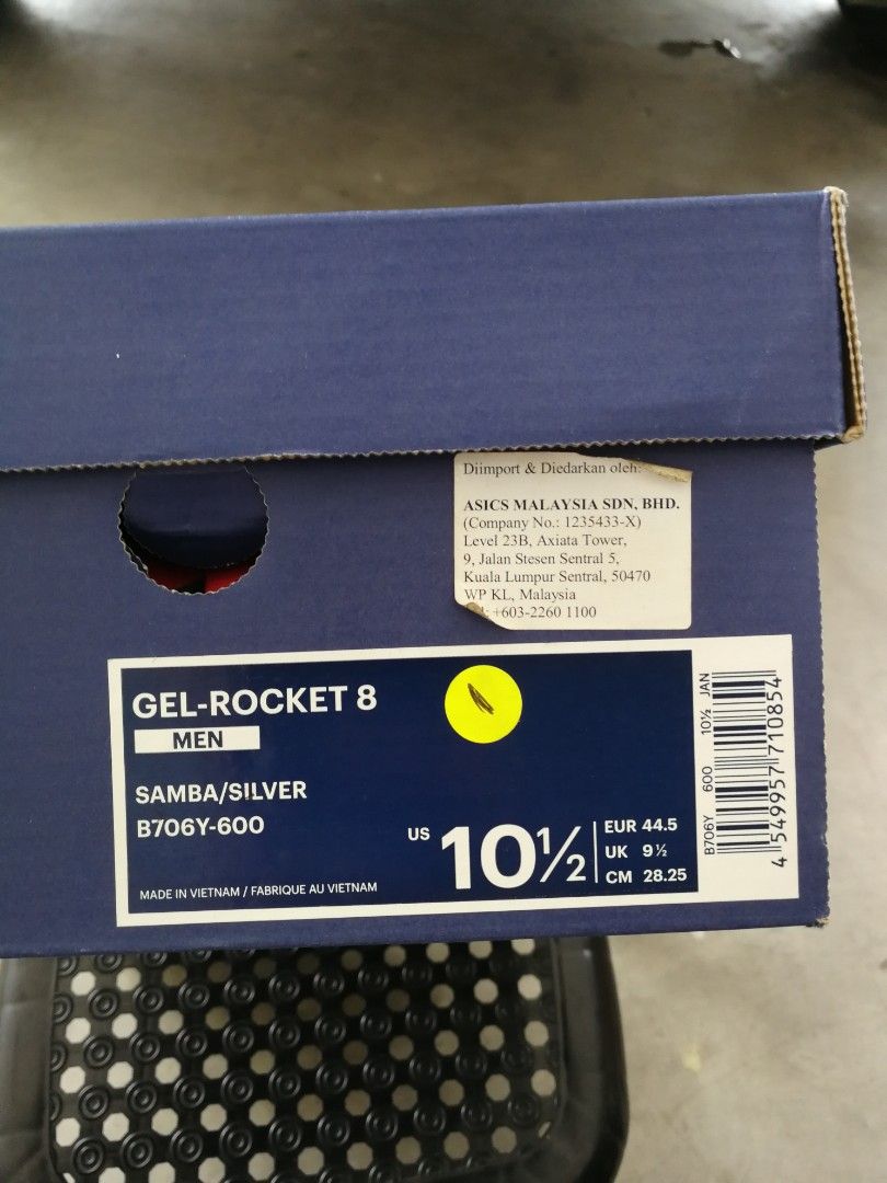 kasut badminton asics