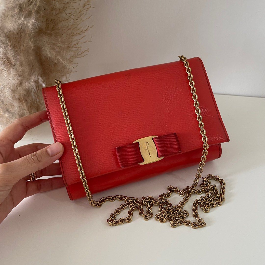 Ferragamo vara bow clearance crossbody