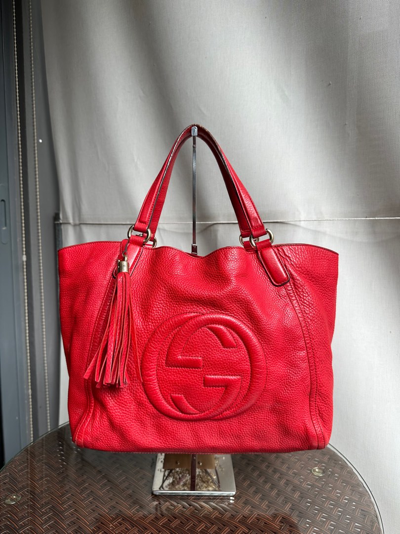 Red gucci tote hotsell bag