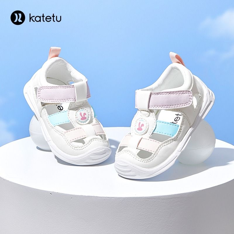 White bottom new arrivals sandals