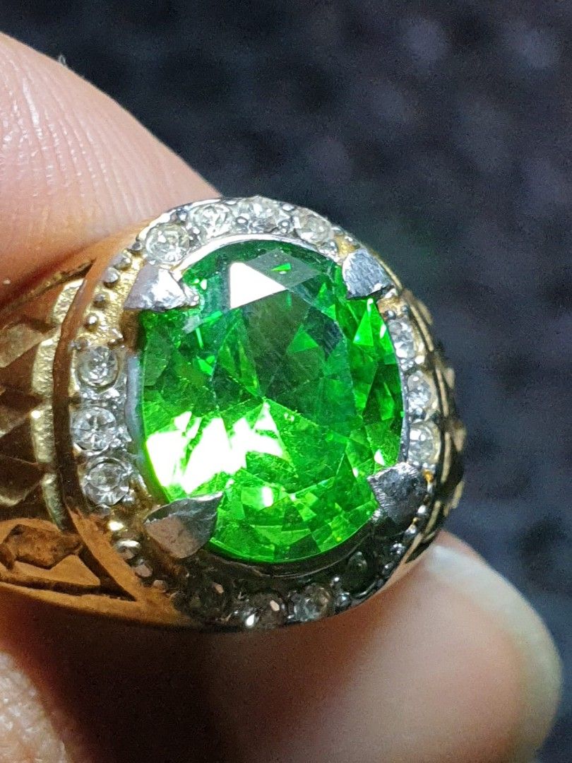 Batu topaz hotsell