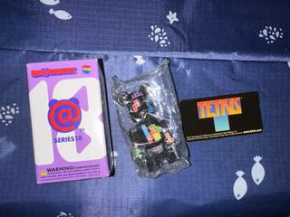 （分類：）位於 。 由 bearbricklol 提交（商品編號 1246550116，圖片 1）。簡介： 。