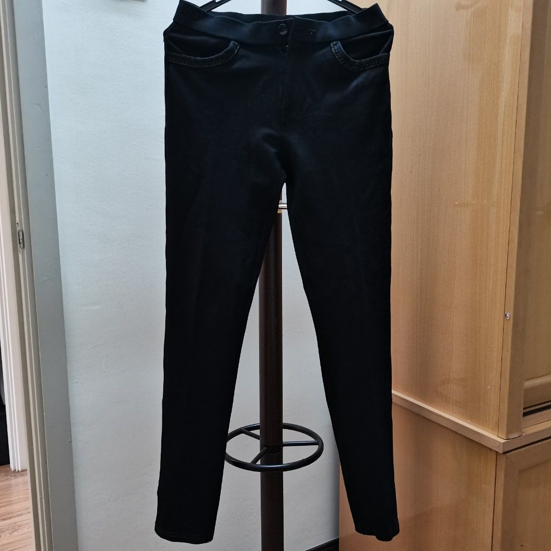 PLUS Size Black 3/4 Pants, Women's Fashion, Bottoms, Other Bottoms on  Carousell