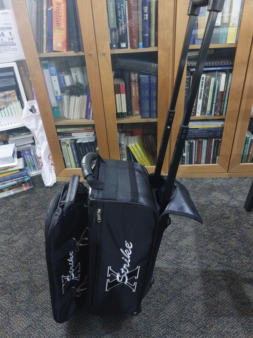 Bowling 2 Ball Bag with retractable handle, Sports Equipment, Sports