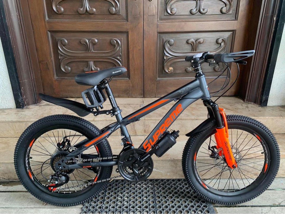 supreme mountain bike