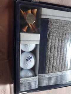 Bridgestone Newing Golf Accessories Set with Socks