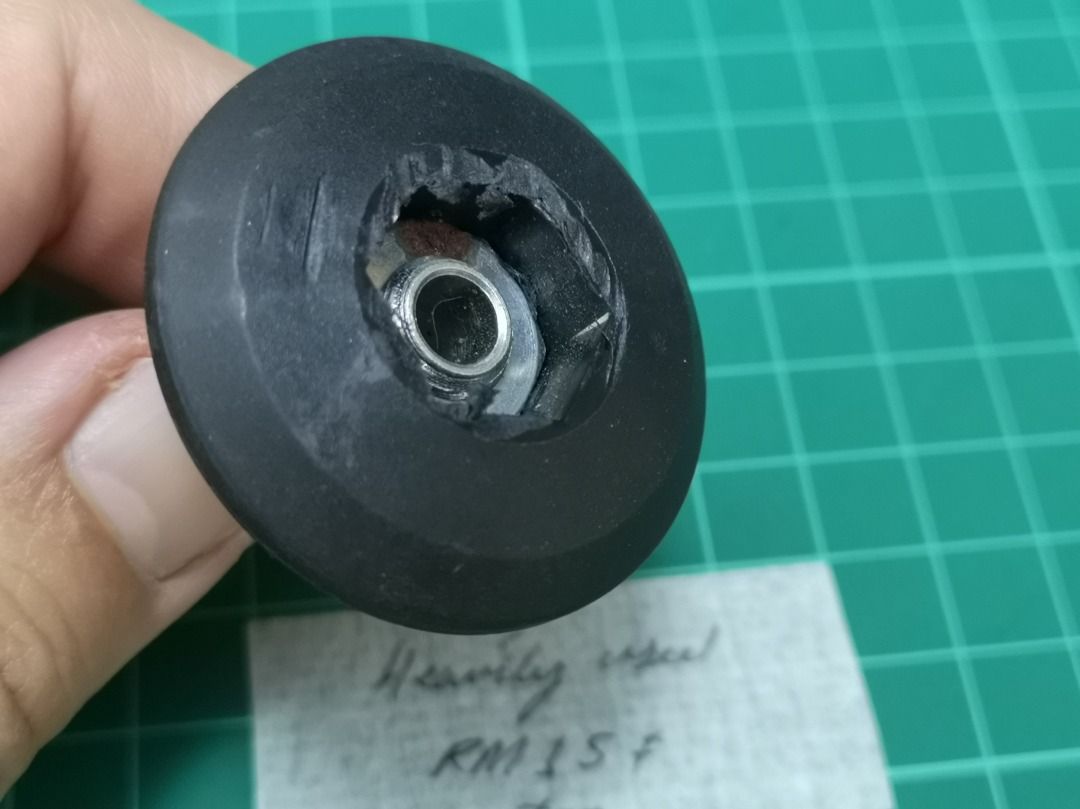 Brompton seatpost top stopper