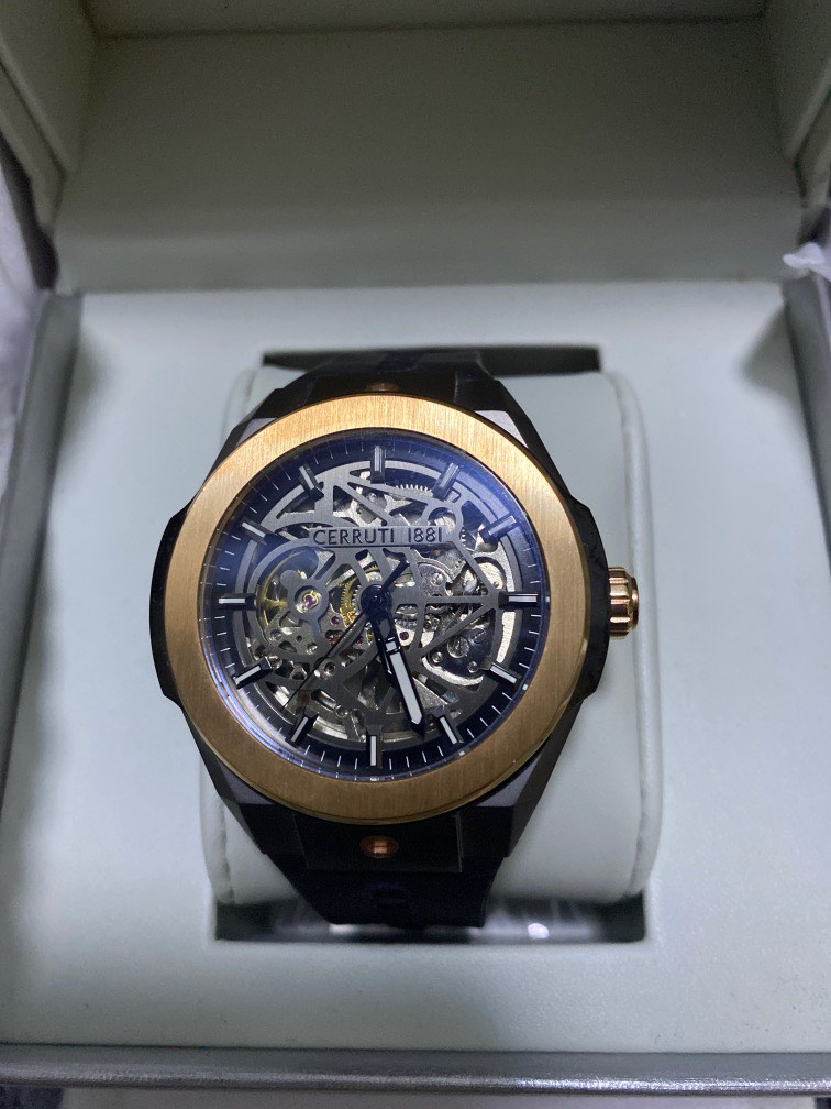 Cerruti 1881 Watch, Men's Fashion, Watches & Accessories, Watches on Carousell
