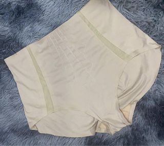 ShapiePH Petite Skn  High Waisted Seamless Panty LIGHT Tummy Control Shapewear  Body Shaper, Women's Fashion, Activewear on Carousell