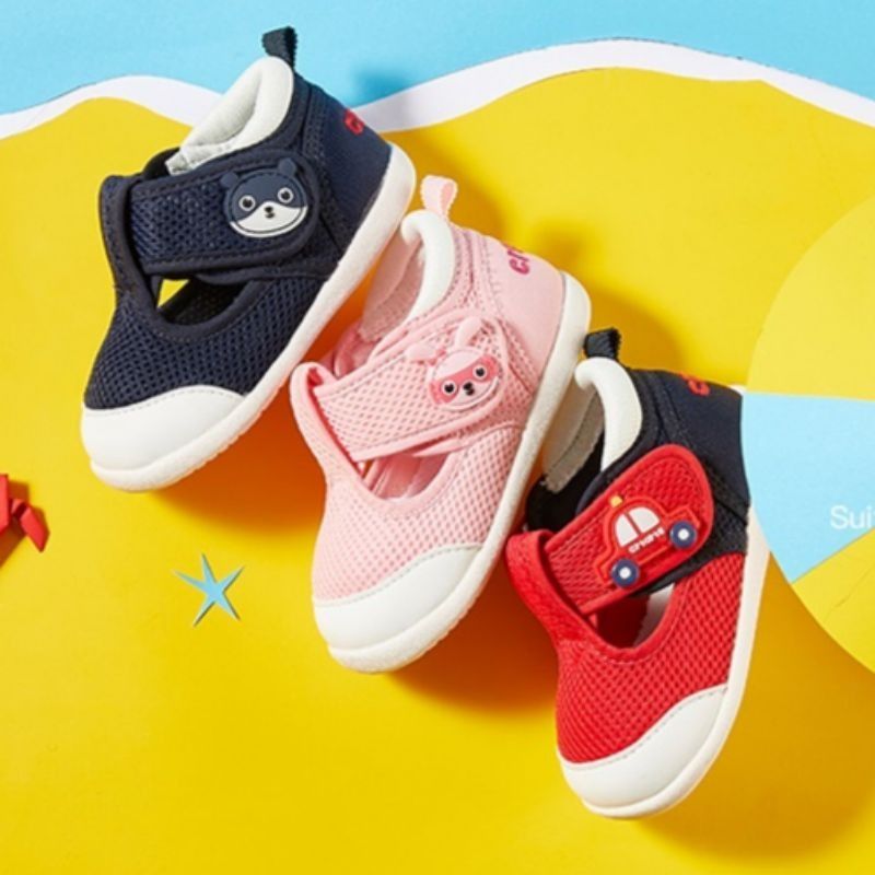 Newborn best sale house shoes