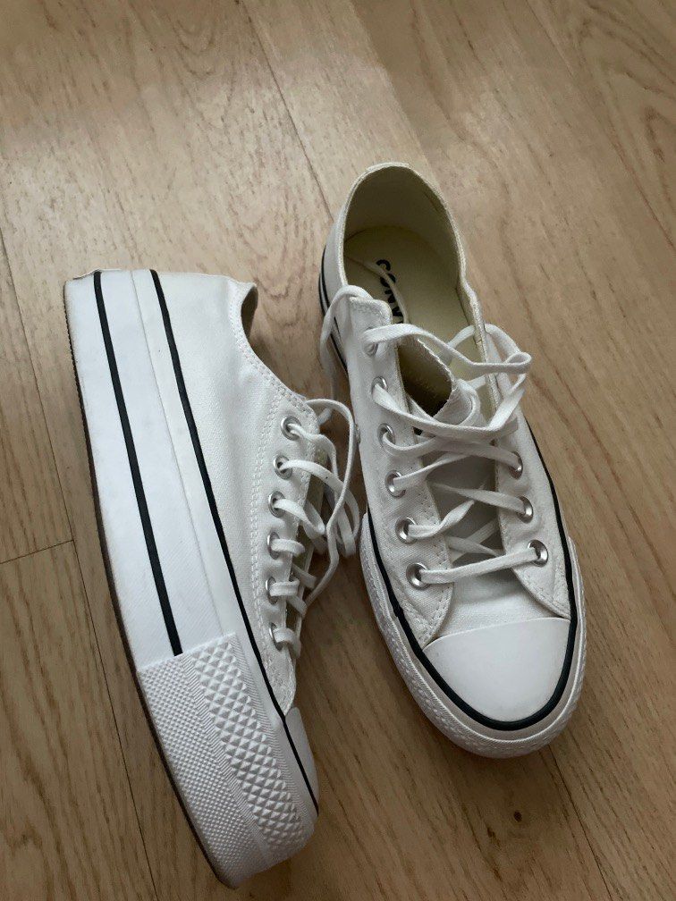 Chuck taylor discount lift white