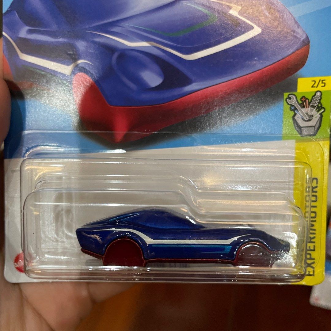 Coupe Clip Hotwheels / Keychain (Category: Vehicle & Diecast Models) located in Paranaque City. Submitted by avn_toys (Listing ID 1246493485, Image 2). Description: Brandnew condition -250 each.