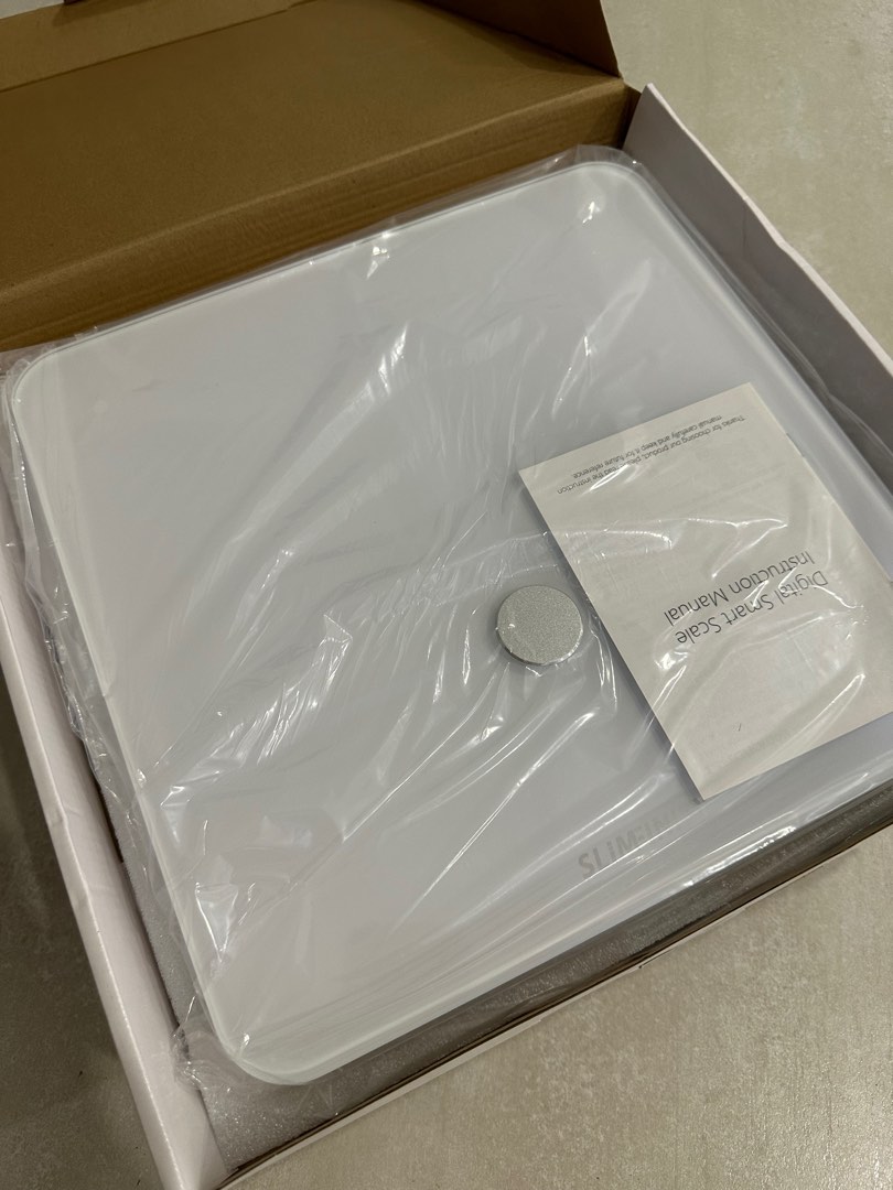 Digital Smart Scale, Sports Equipment, Exercise & Fitness, Toning