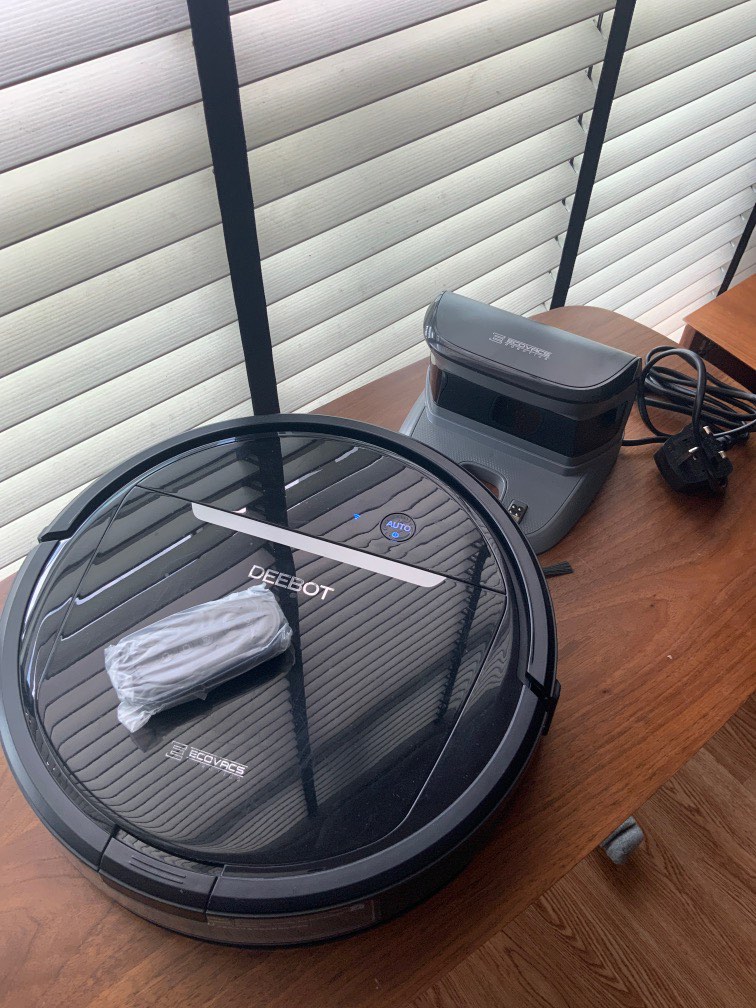 Ecovacs Deebot Ozmo 600 Robot Vacuum, TV & Home Appliances, Vacuum