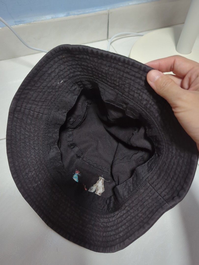 Cuco bucket hat top